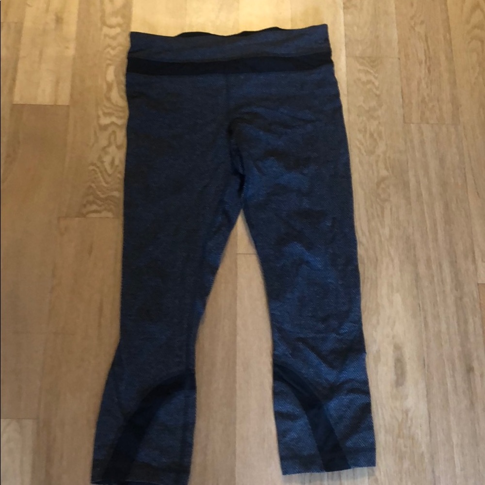 Black & Gray Patterned Lululemon Leggings